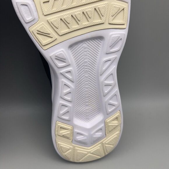 APL Womens Size 9.5 Black Cream Slip-On TechLoom Bliss Shoes Running Training - Picture 11 of 12